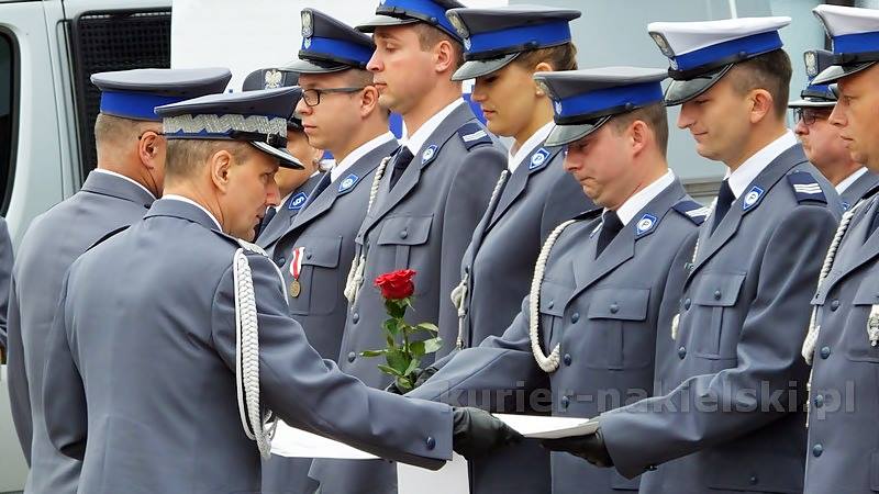 Odznaczenia i awanse dla policjantów powiatu nakielskiego