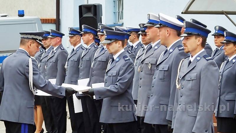 Odznaczenia i awanse dla policjantów powiatu nakielskiego
