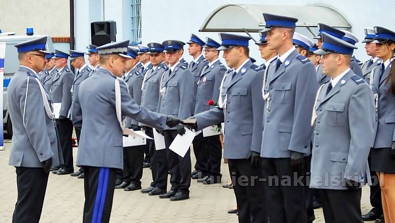 Odznaczenia i awanse dla policjantów powiatu nakielskiego
