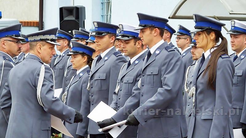 Odznaczenia i awanse dla policjantów powiatu nakielskiego
