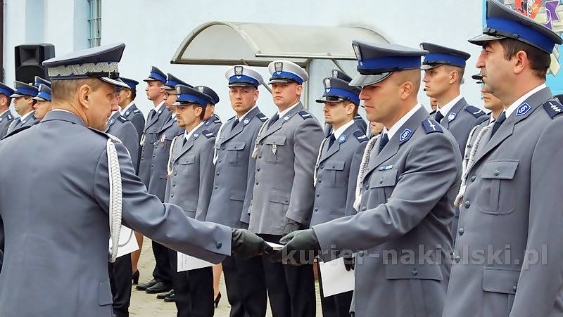Odznaczenia i awanse dla policjantów powiatu nakielskiego