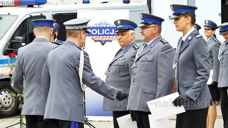 Odznaczenia i awanse dla policjantów powiatu nakielskiego