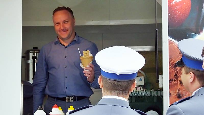 Odznaczenia i awanse dla policjantów powiatu nakielskiego