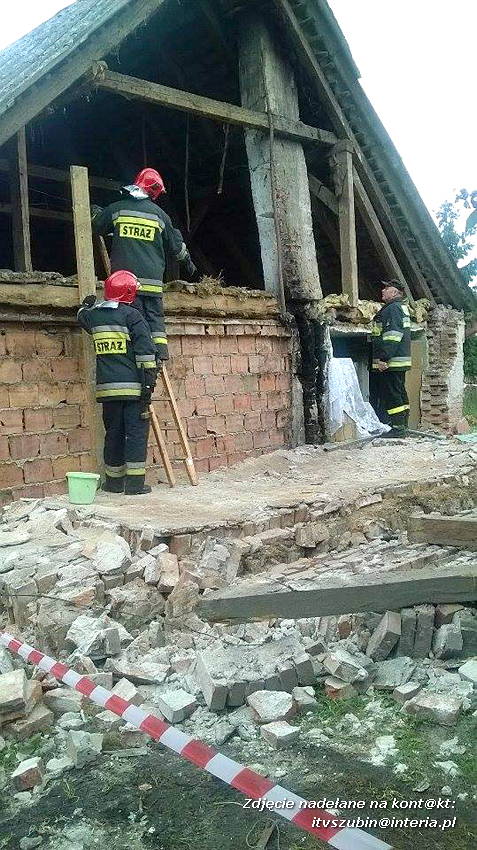 Runęła ściana szczytowa budynku w Słupach