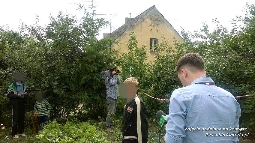 Runęła ściana szczytowa budynku w Słupach