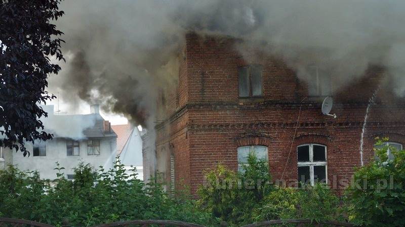 Pożar budynku przy Placu Konopnickiej w Nakle nad Notecią