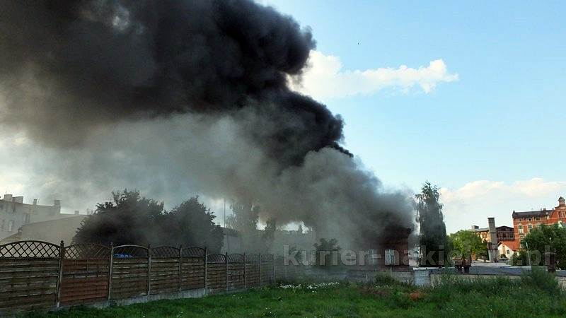 Pożar budynku przy Placu Konopnickiej w Nakle nad Notecią