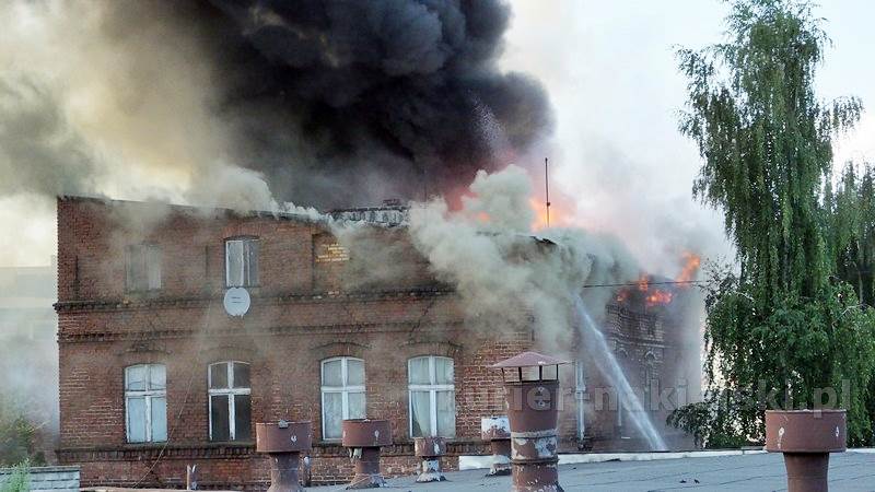 Pożar budynku przy Placu Konopnickiej w Nakle nad Notecią