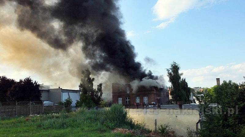 Pożar budynku przy Placu Konopnickiej w Nakle nad Notecią