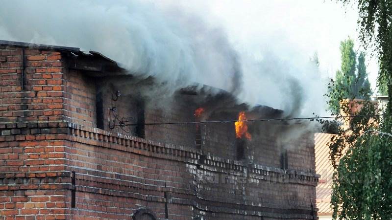 Pożar budynku przy Placu Konopnickiej w Nakle nad Notecią