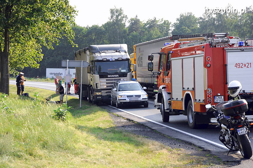 Wypadek w Dąbrówce Słupskiej i kolizja w Szubinie