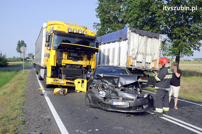 Wypadek w Dąbrówce Słupskiej i kolizja w Szubinie