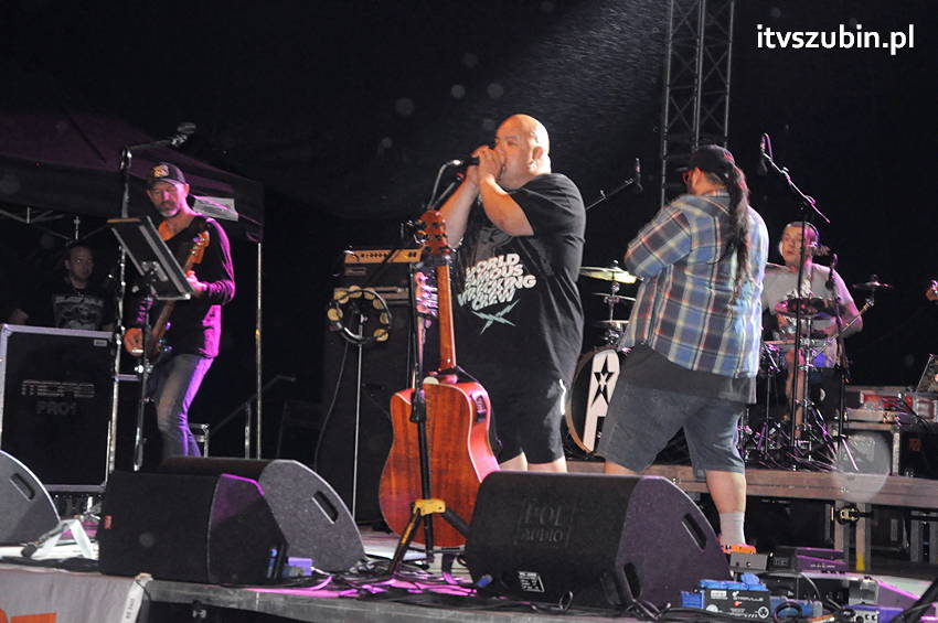 Zespół Piersi w Szubinie