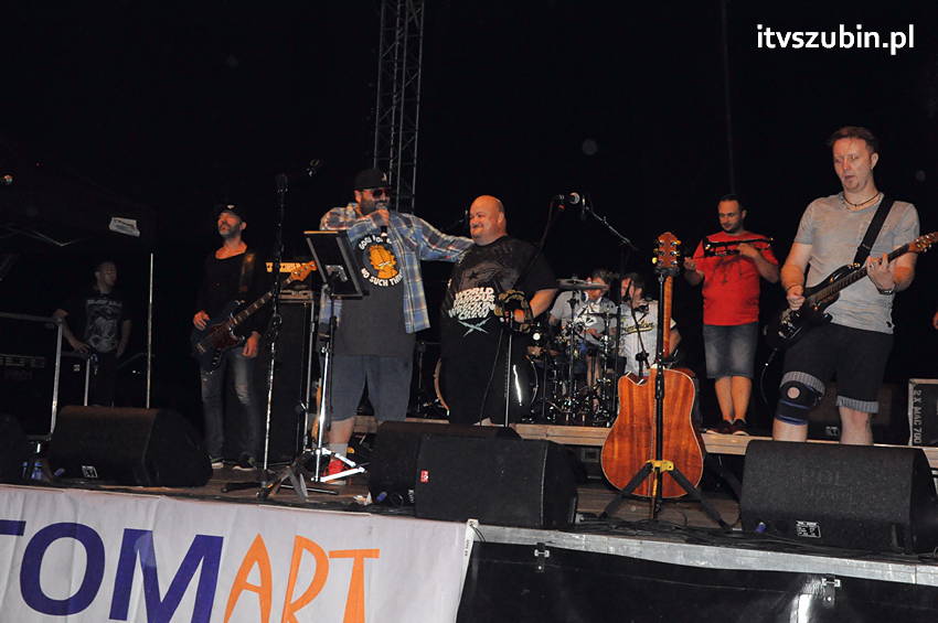 Zespół Piersi w Szubinie