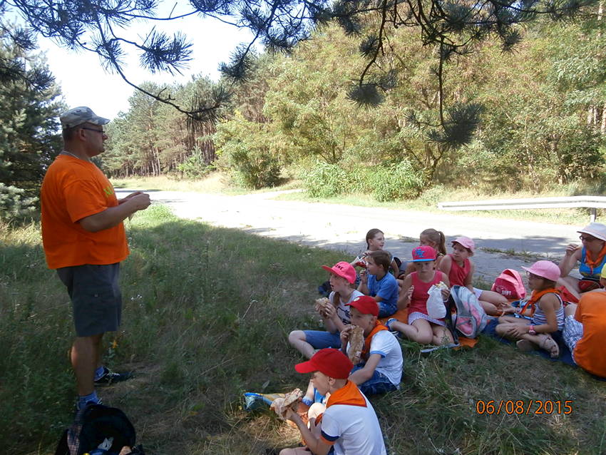 Zuchy na rajdzie pieszym