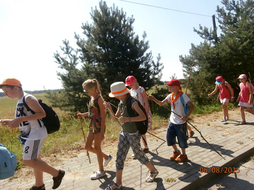 Zuchy na rajdzie pieszym