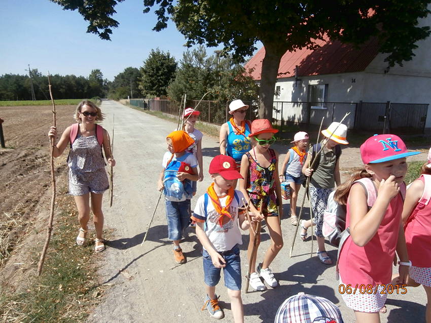 Zuchy na rajdzie pieszym