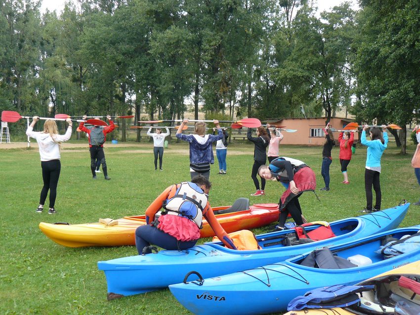 Kolejny rocznik pierwszoklasistów szubińskiego liceum przeszkolony z kajakarstwa
