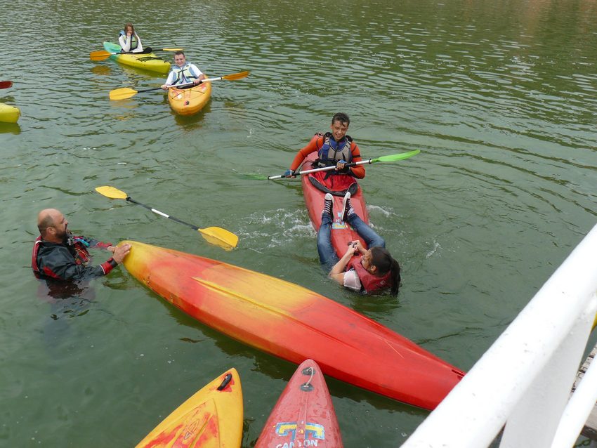 Kolejny rocznik pierwszoklasistów szubińskiego liceum przeszkolony z kajakarstwa