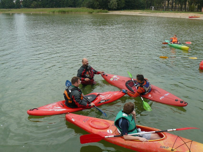 Kolejny rocznik pierwszoklasistów szubińskiego liceum przeszkolony z kajakarstwa