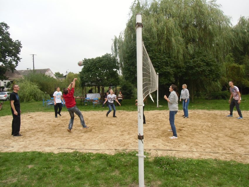 Święto ziemniaka na pożegnanie lata w Samoklęskach Małych