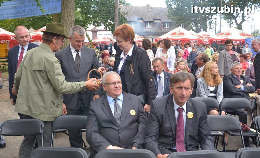 Dożynki powiatowo-gminne w Królikowie