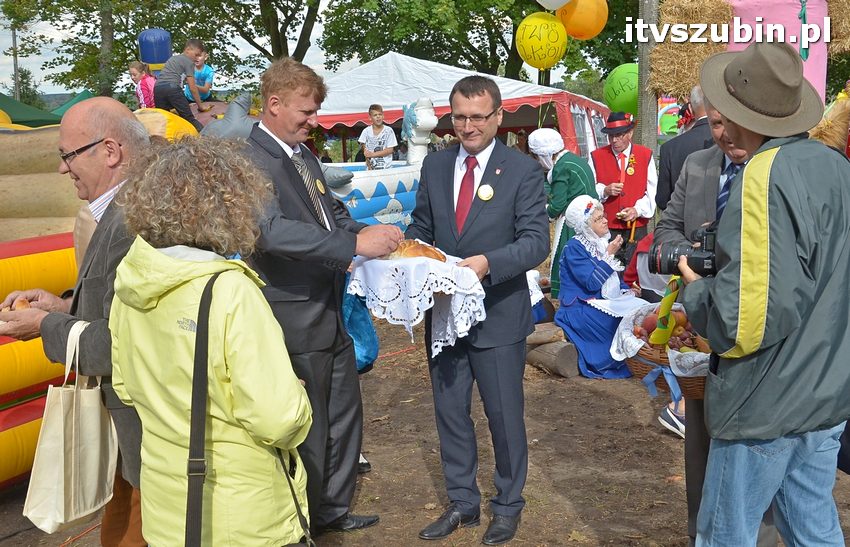 Dożynki powiatowo-gminne w Królikowie