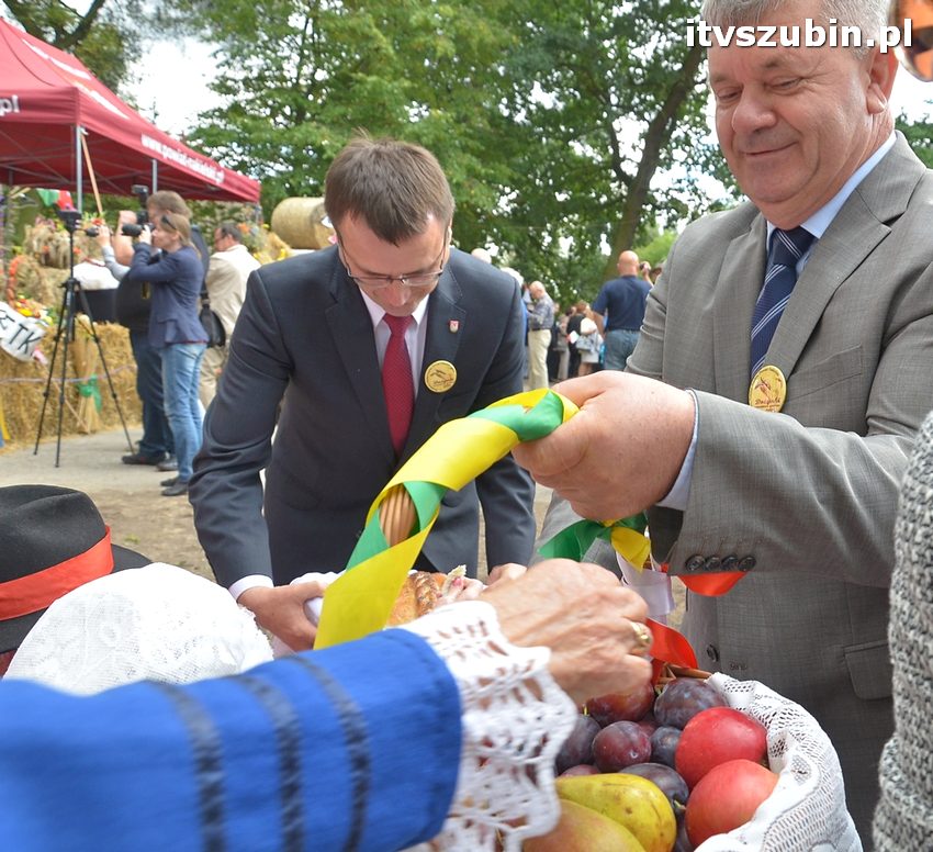 Dożynki powiatowo-gminne w Królikowie