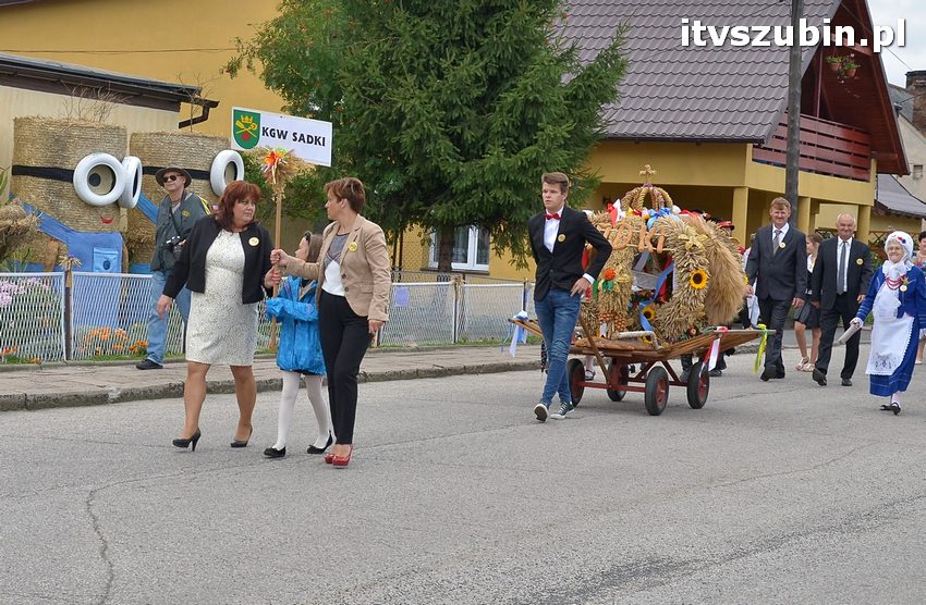Dożynki powiatowo-gminne w Królikowie