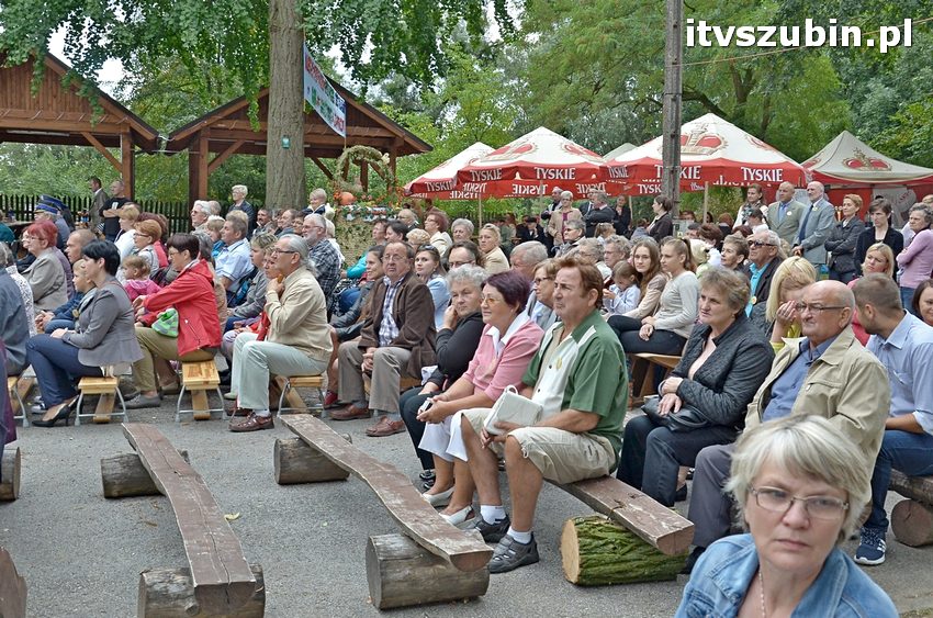 Dożynki powiatowo-gminne w Królikowie