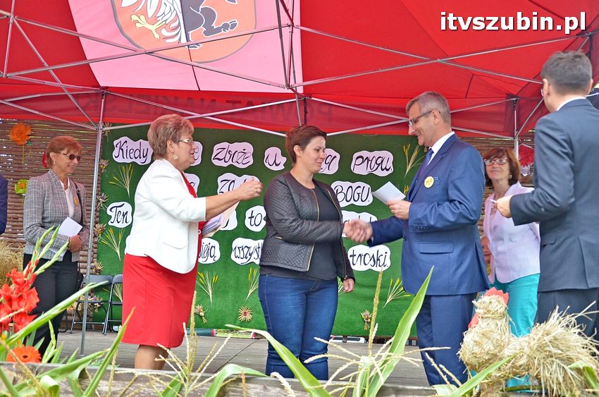 Dożynki powiatowo-gminne w Królikowie