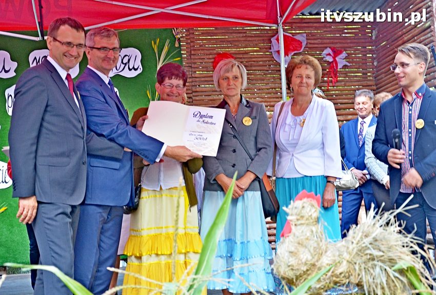 Dożynki powiatowo-gminne w Królikowie