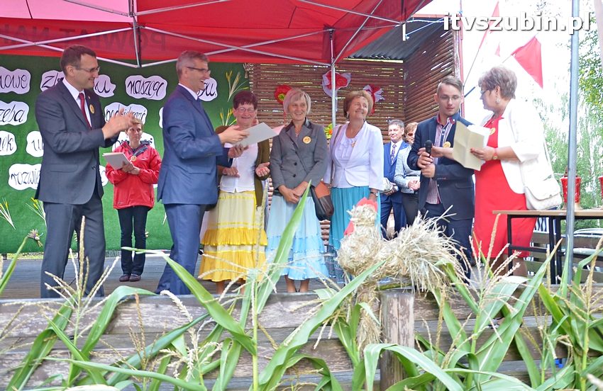 Dożynki powiatowo-gminne w Królikowie