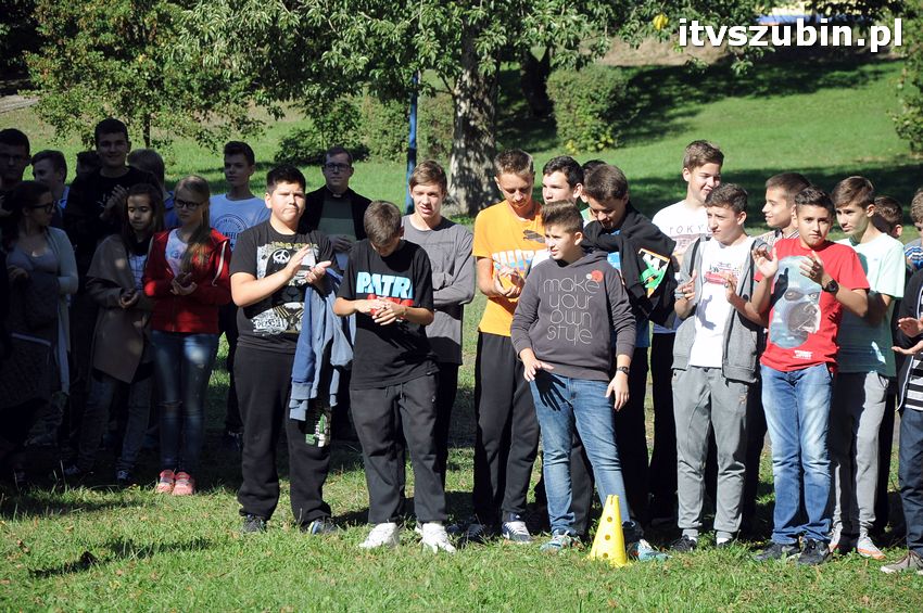 WIARA NADZIEJA MIŁOŚĆ - dęby już rosną