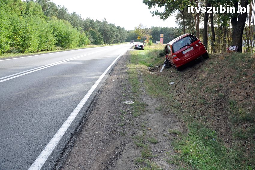 Kolizja dwóch osobówek w Nowym Świecie