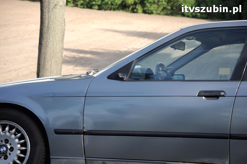 Kolizja dwóch osobówek w Nowym Świecie