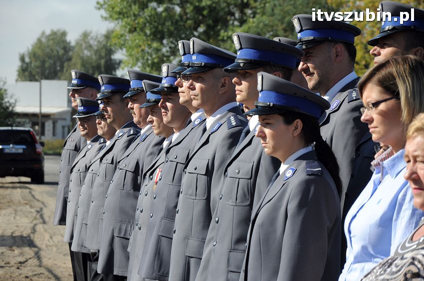 Podpisanie aktu erekcyjnego i wmurowanie kamienia węgielnego pod budowę nowego komisariatu w Szubinie