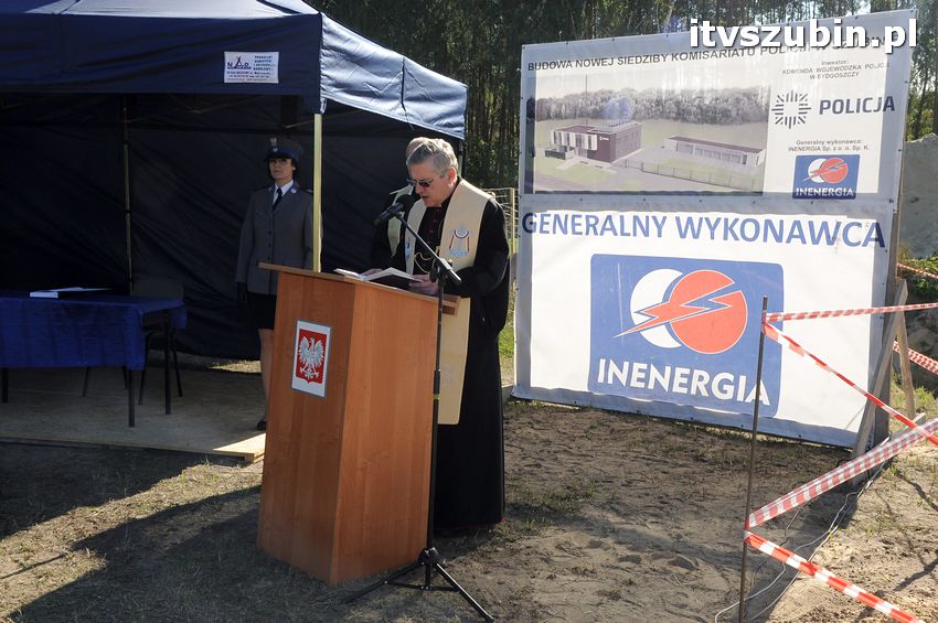 Podpisanie aktu erekcyjnego i wmurowanie kamienia węgielnego pod budowę nowego komisariatu w Szubinie