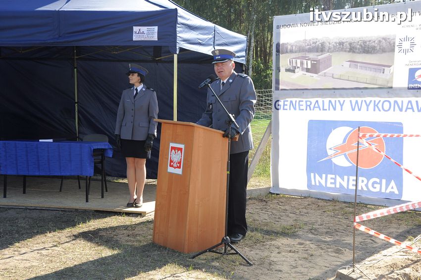 Podpisanie aktu erekcyjnego i wmurowanie kamienia węgielnego pod budowę nowego komisariatu w Szubinie