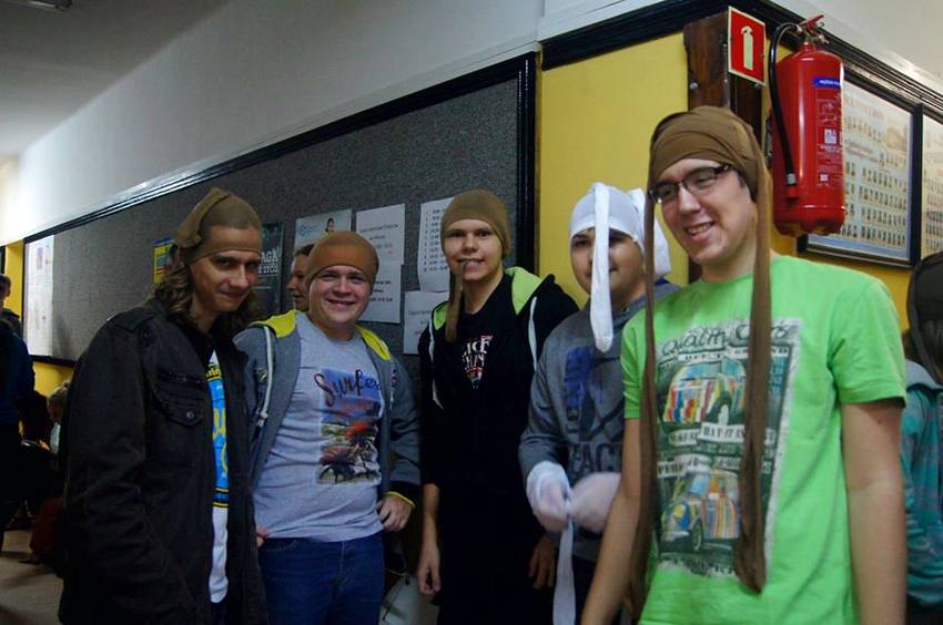 Otrzęsiny i Dzień Chłopaka w Wyspiańskim