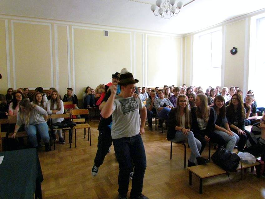 Otrzęsiny i Dzień Chłopaka w Wyspiańskim