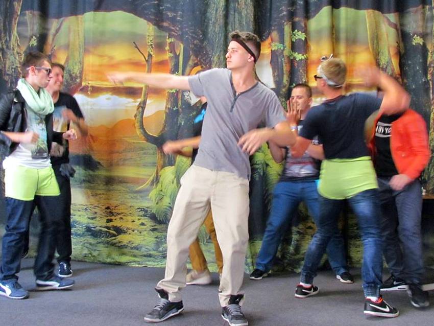 Otrzęsiny i Dzień Chłopaka w Wyspiańskim