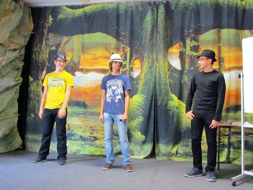 Otrzęsiny i Dzień Chłopaka w Wyspiańskim