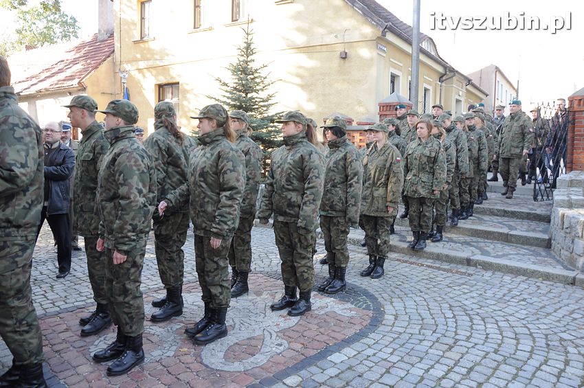 Ślubowanie i przysięga I klasy wojskowej Technik Logistyk z ZSP w Szubinie