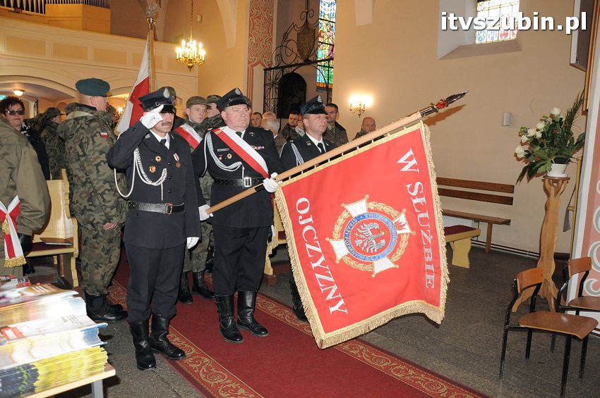 Ślubowanie i przysięga I klasy wojskowej Technik Logistyk z ZSP w Szubinie