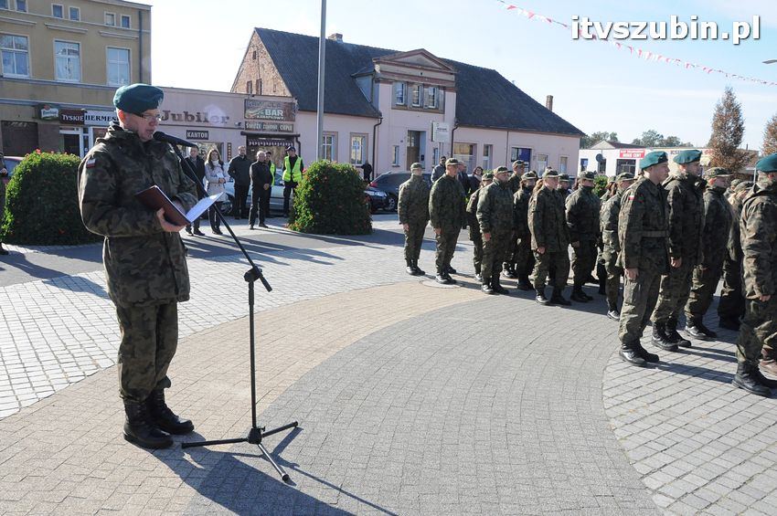 Ślubowanie i przysięga I klasy wojskowej Technik Logistyk z ZSP w Szubinie