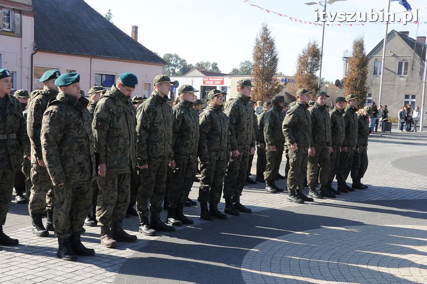 Ślubowanie i przysięga I klasy wojskowej Technik Logistyk z ZSP w Szubinie