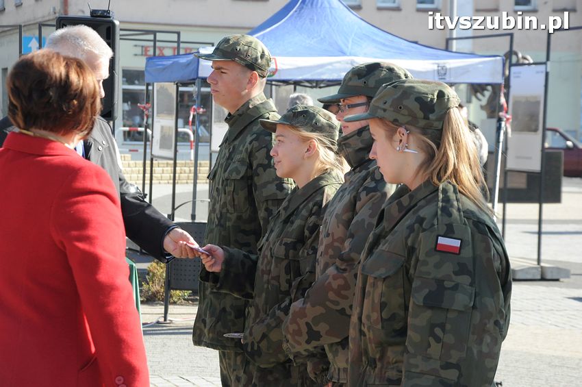 Ślubowanie i przysięga I klasy wojskowej Technik Logistyk z ZSP w Szubinie