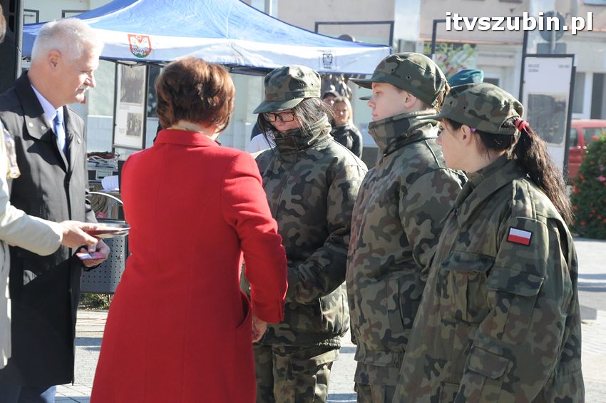 Ślubowanie i przysięga I klasy wojskowej Technik Logistyk z ZSP w Szubinie