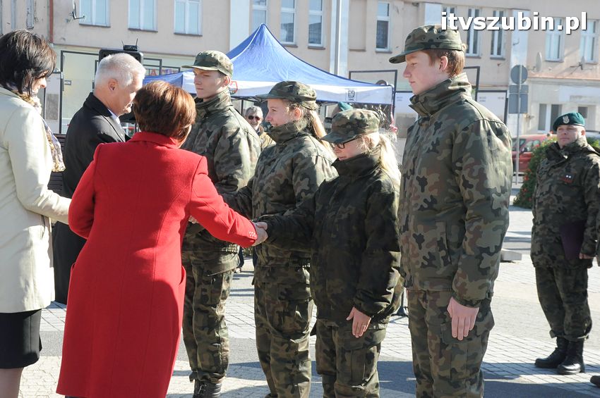 Ślubowanie i przysięga I klasy wojskowej Technik Logistyk z ZSP w Szubinie